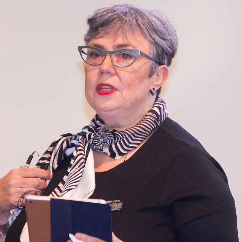 Secret Leadership Business