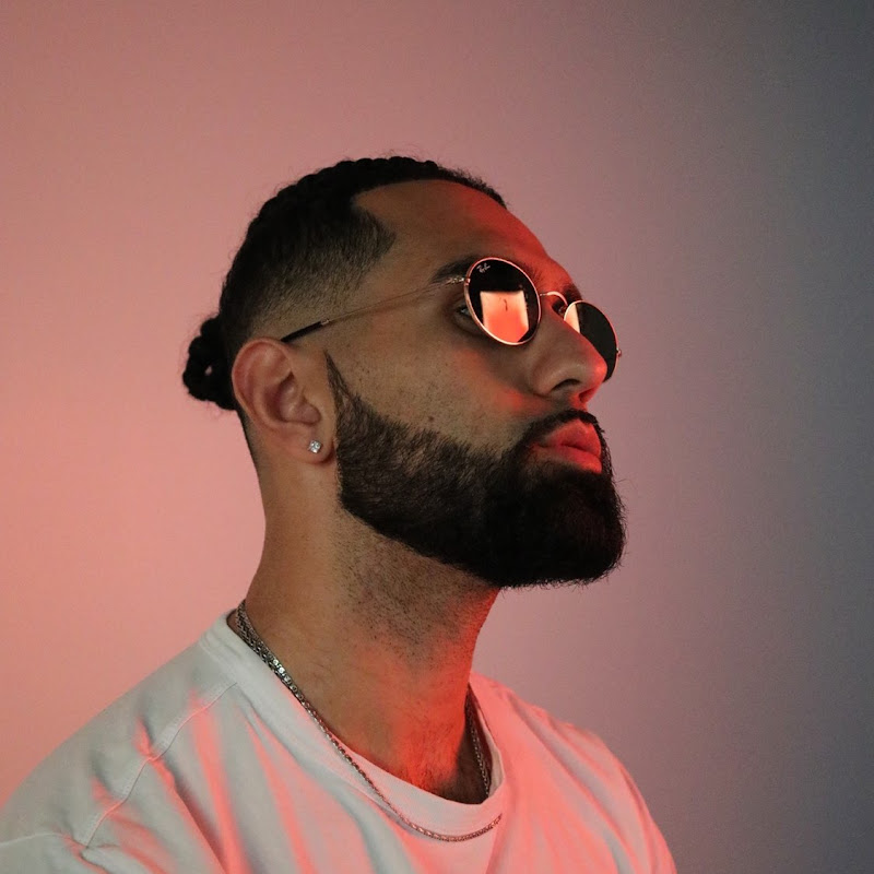Omari Mydz
