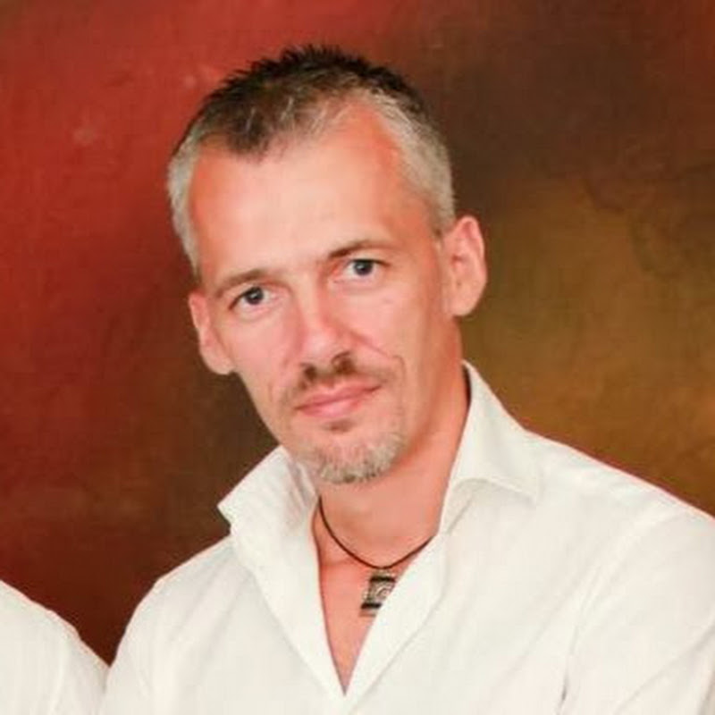 Javier Acosta