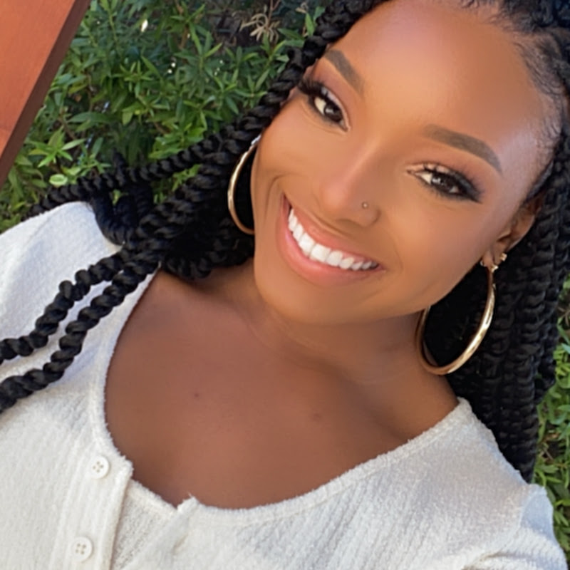 Leah Thomas