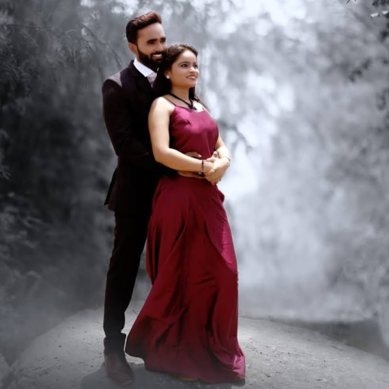 Mr & Mrs Giri