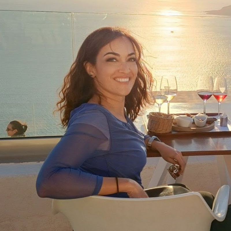 Marta De Castro