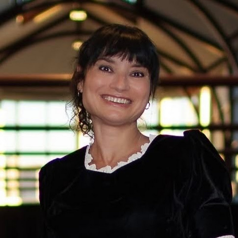 Elmira Dewes