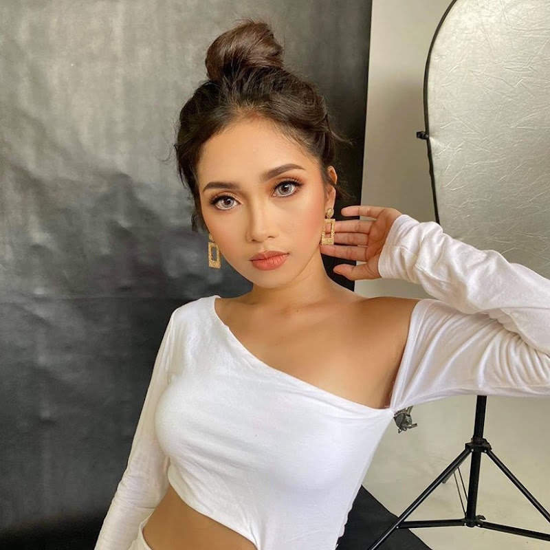 Mary Ruth Olivar