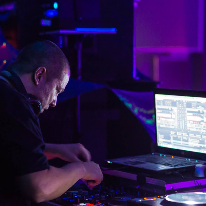 DJ Electric