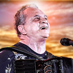 Flávio José - Topic