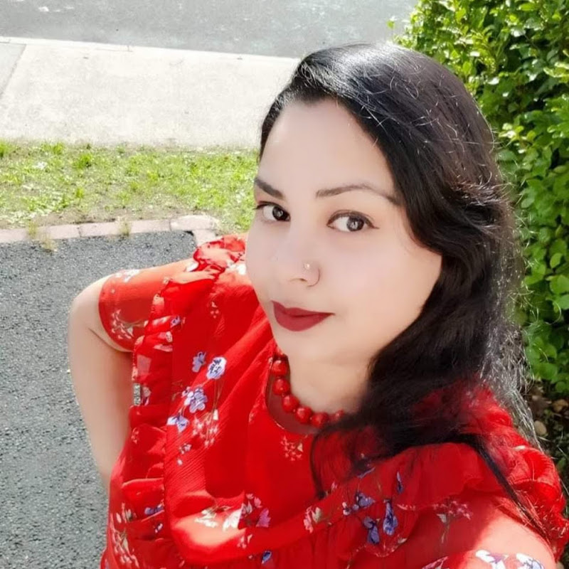 Bangladeshi Irish Vlogger Synthia channel avatar