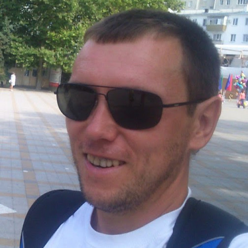 Гаражная жизнь Алексея Logo