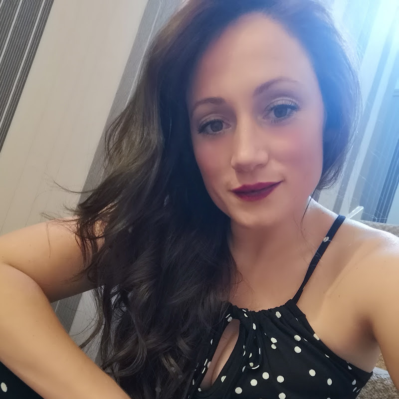 At home with Hannah C