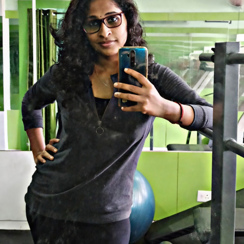 VYSHNA Green Lady