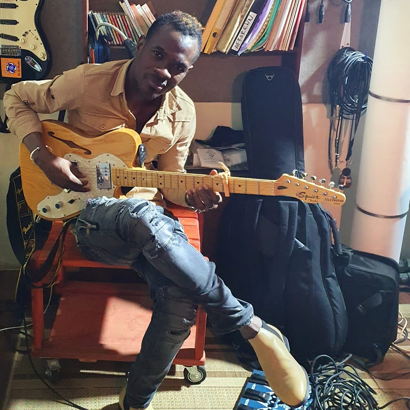Cheick NIANG GUITARISTE