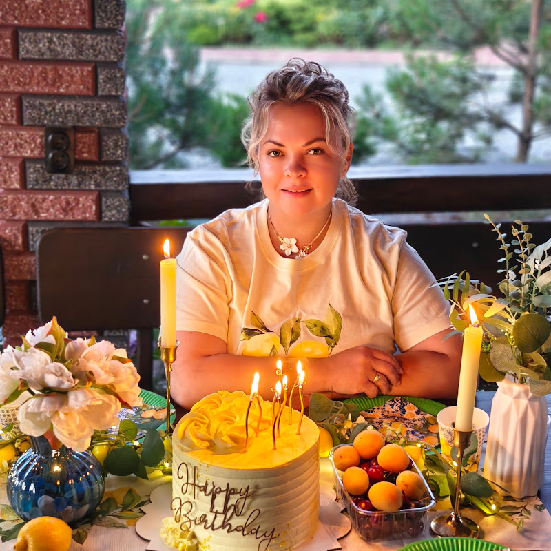 Катина Вкуснятина Logo