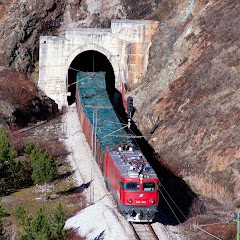 Thumbnail of related channel