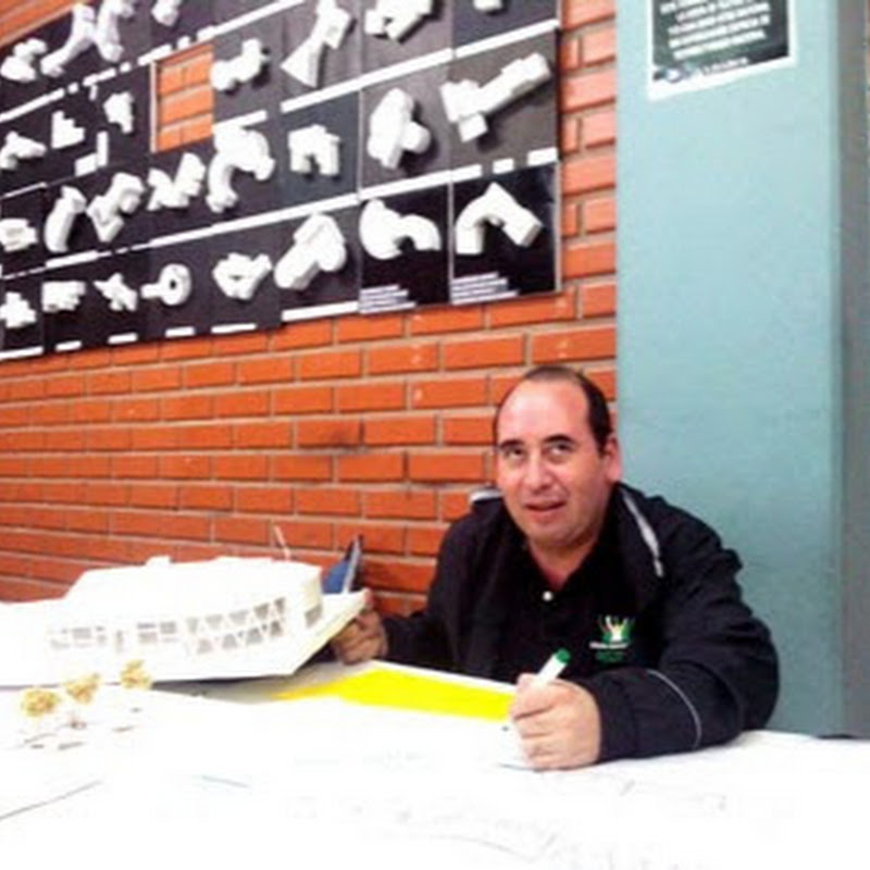 Arq. Antonio Garcia