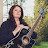 Gesang und Gitarre - Yvonne Brugger