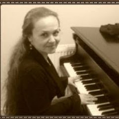 Olga Magdalena - piano