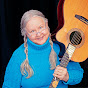 Z4m_uuPZoUI-channel-avatar-Christine Lavin