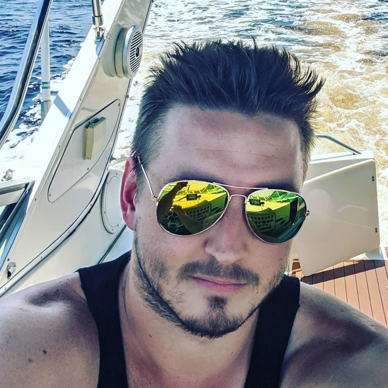boatlifeadventure2586