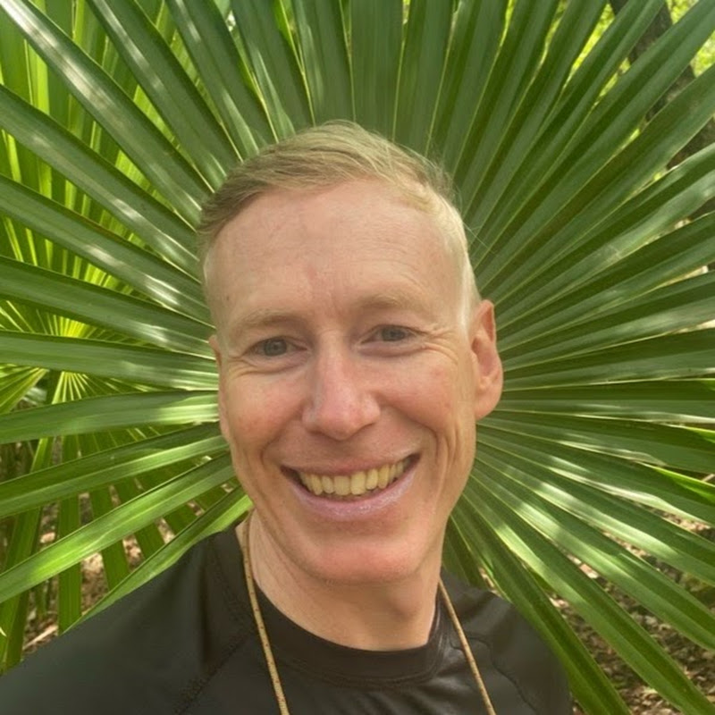 Angus Henderson