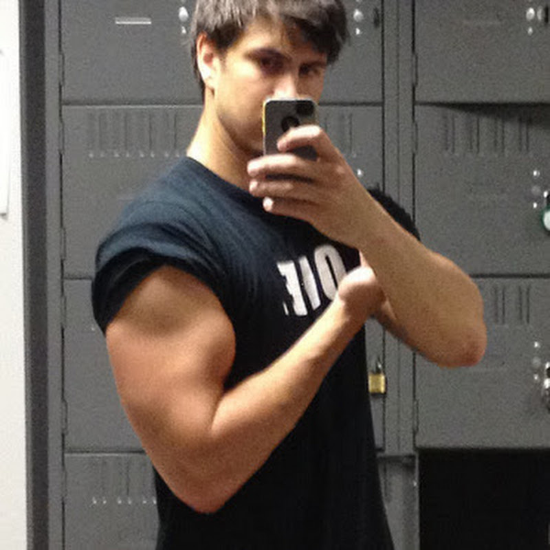 Build Muscle & Live