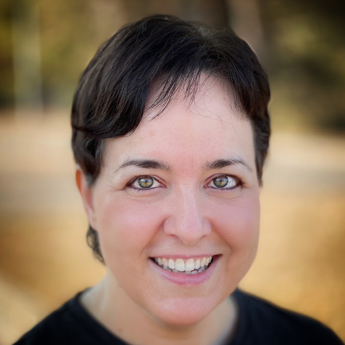 ChicaGeek Net Worth & Earnings (2025)