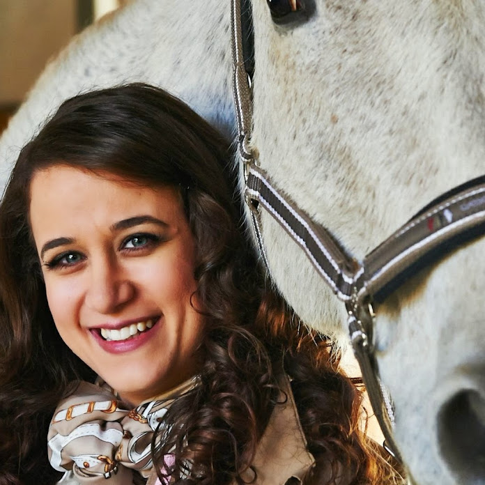 Anita Girlietainment Net Worth & Earnings (2026)