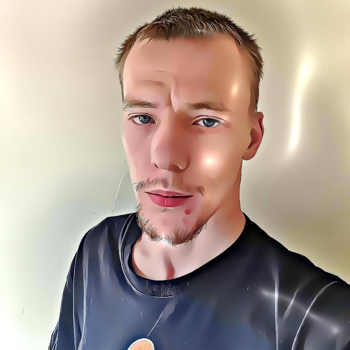 TheCod3r Net Worth & Earnings (2026)
