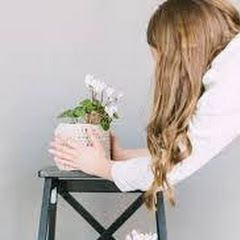 Thumbnail of related channel