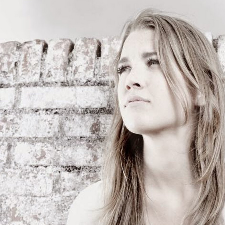 Marichka life кира. маришка лайф ютуб. маричка лайф фото. маришка лайф инстаграм. маришка лайф кира.