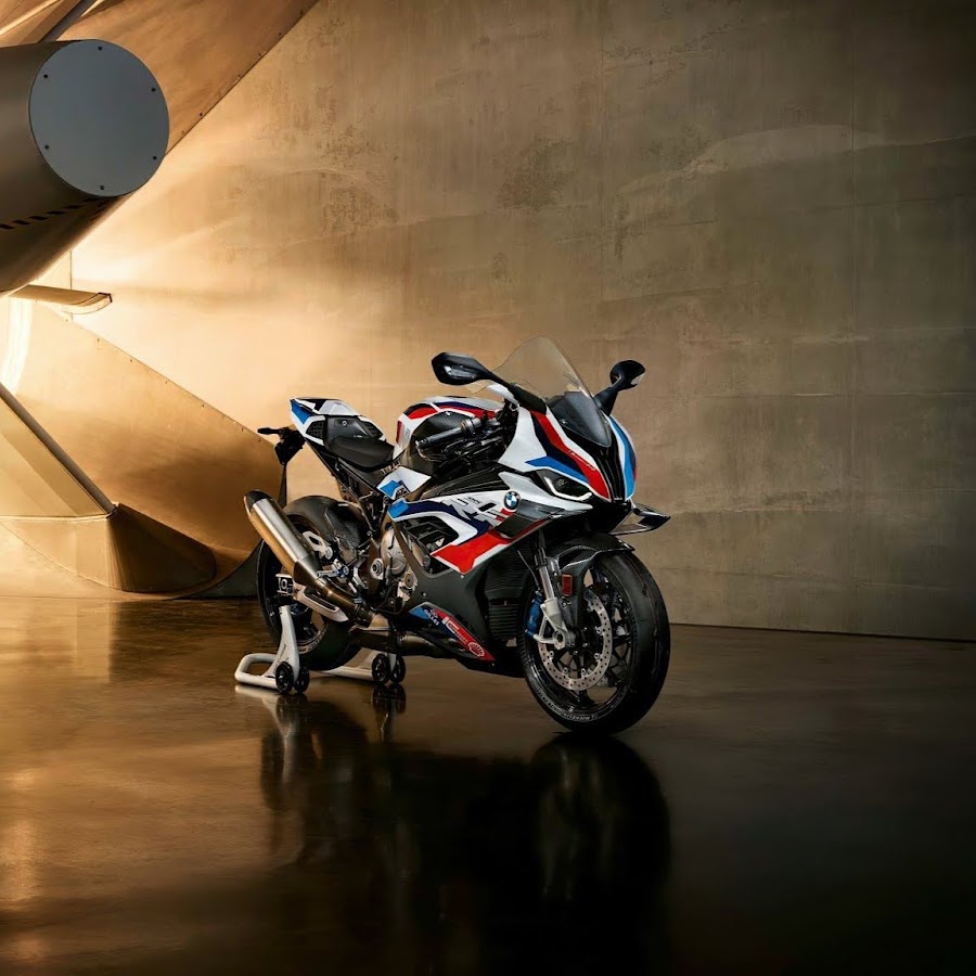 BMW Motorrad make Life a Ride
