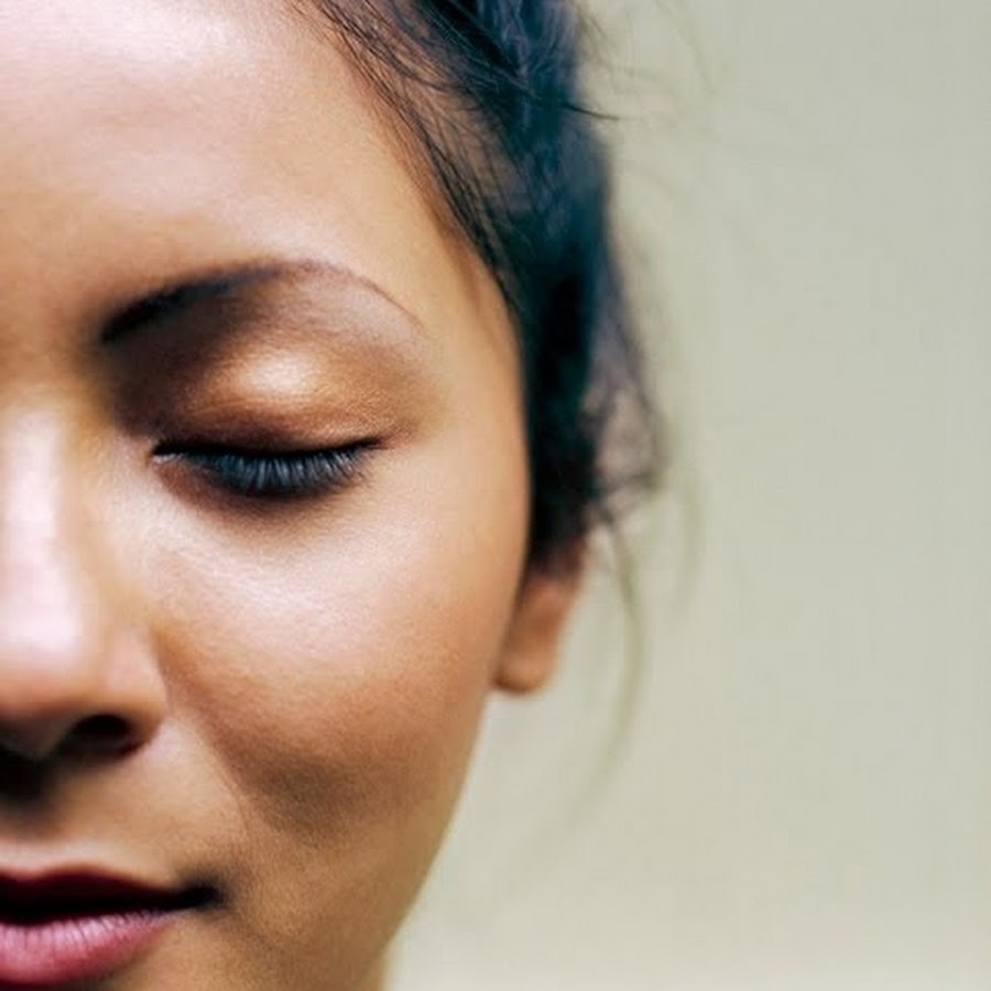 Закрыть глаза на фото онлайн Закрыть глаза на фото онлайн