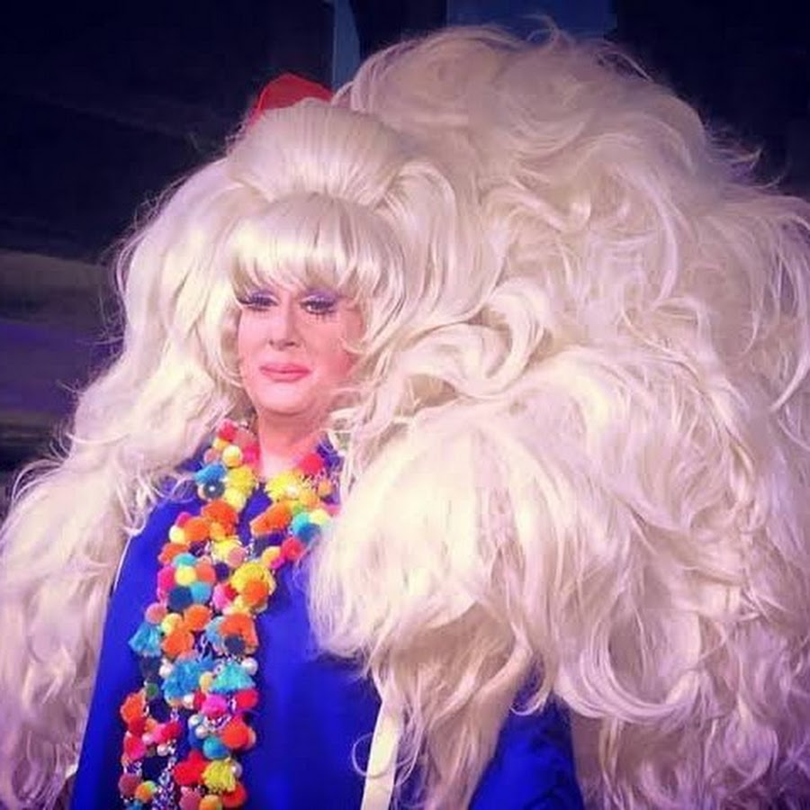 Drag Queen Сабрина