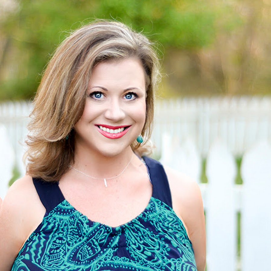 Делитесь видео с близкими и друзьями по всему миру. real estate agent buy n...