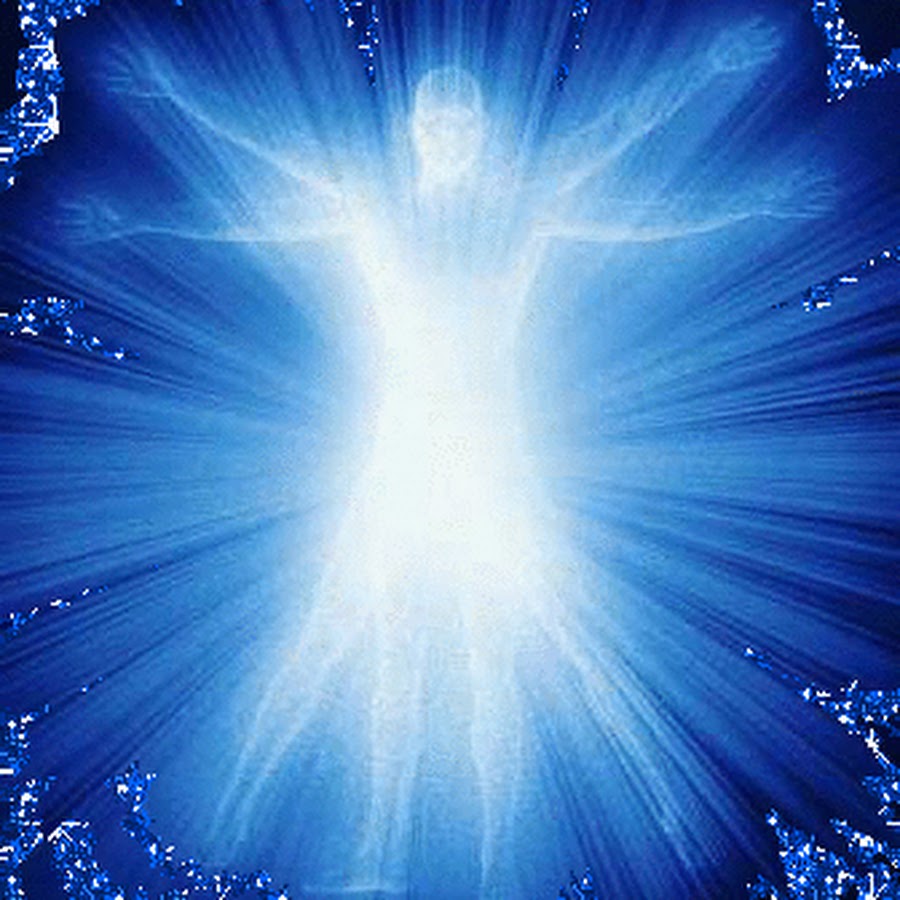 Изображение человека по свету. Светящийся человек. Божественный свет. Божественное свечение. Энергия человека.