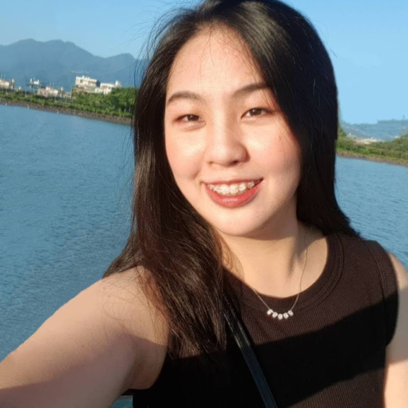 HEY THERE It's Rachel. - 網紅的藏寶箱 