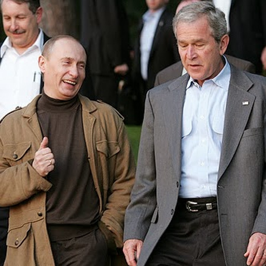Путин 2006 без галстука