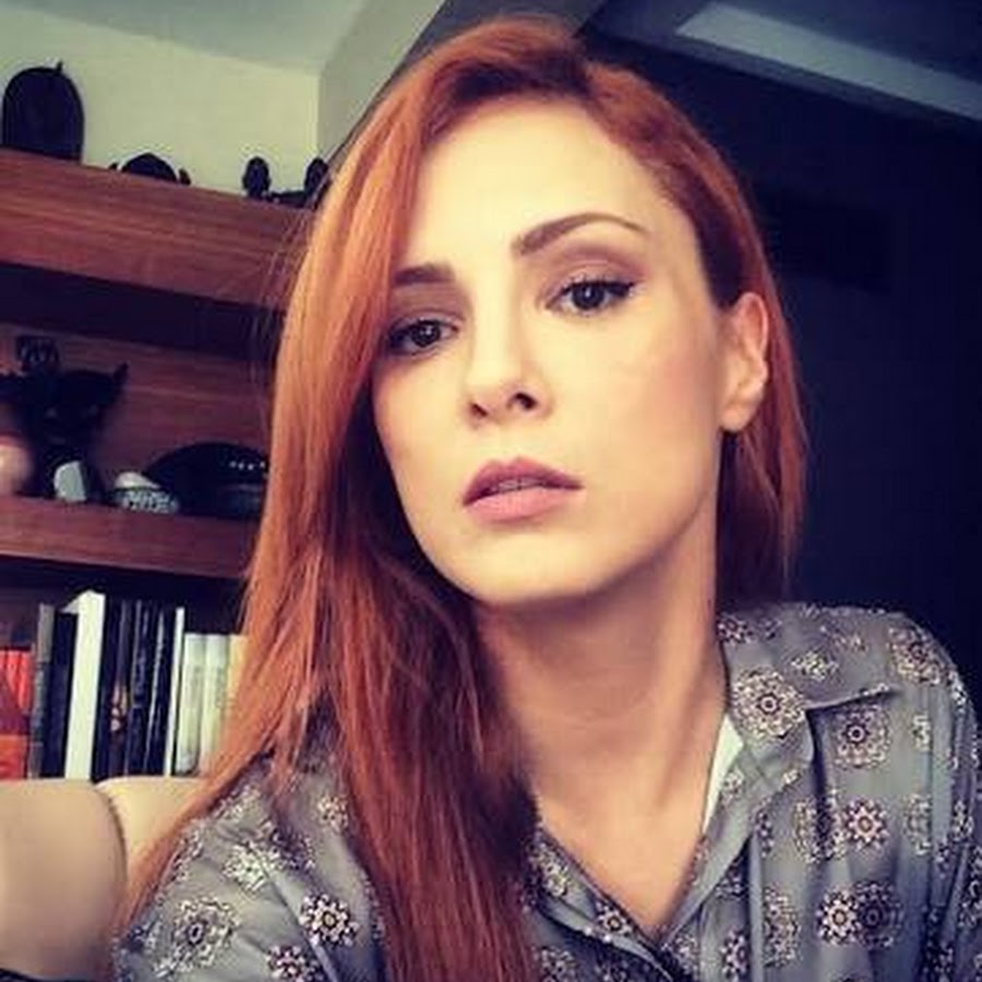 Мине Тугай Elçin