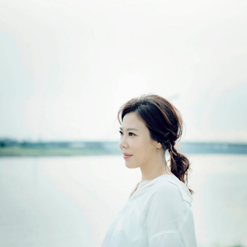 李彥秀 - 網紅的藏寶箱 