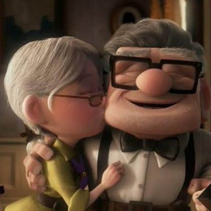 вверх мама. головоломка родители райли. мать с ребенком. мама подбрасывает ребенка. радостные дети.