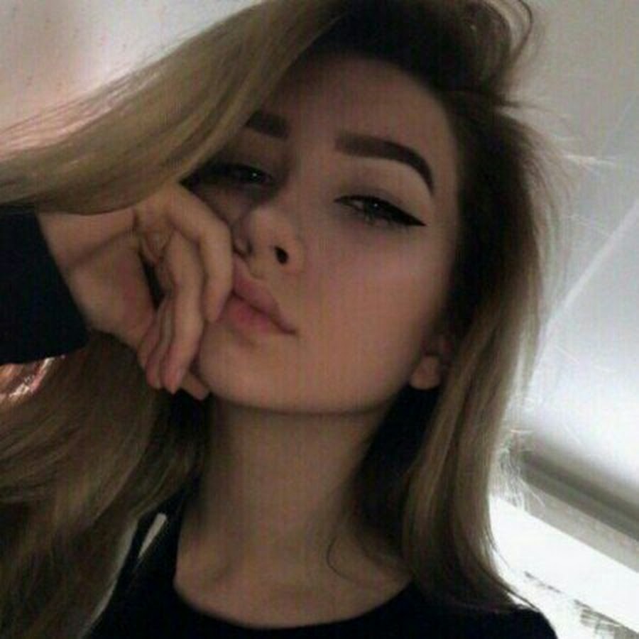 Фото девушек 19 лет на аву