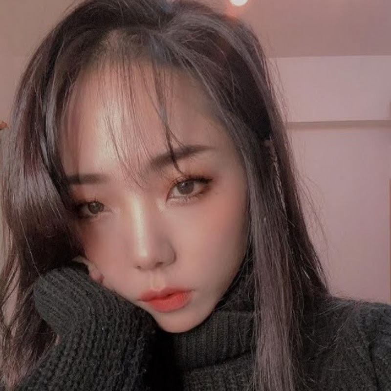 小鶴查米 - 網紅的藏寶箱 