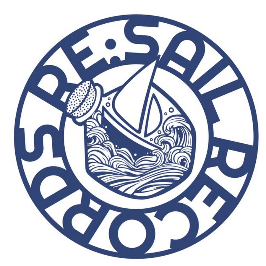 Small boat. Re sail. Re sail. Re sail. мейсон мандженно sail.