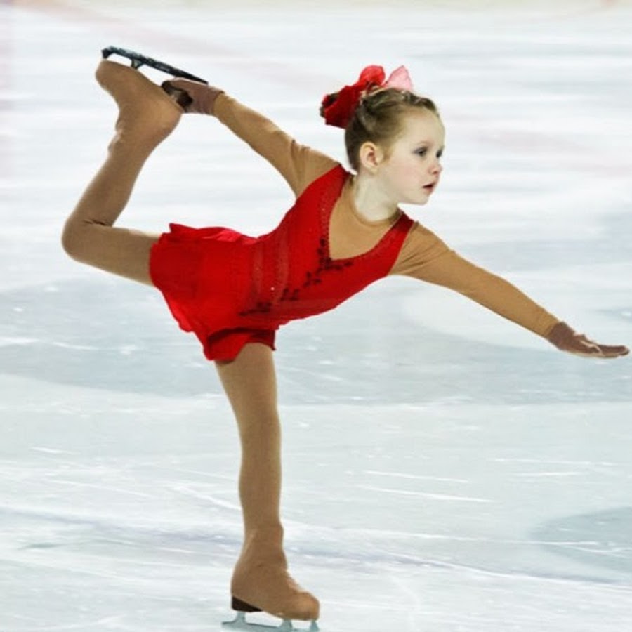 Фигурное катание с 3 лет. Дети фигуристы. Фигуристка ребенок. Фигурное катание дети тренировка. Фигуристка ребенок.