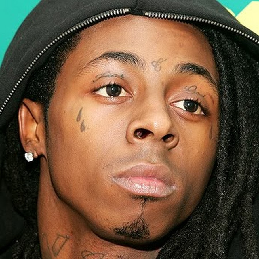 Lil wayne chains. Lil wayne dying. Lil wayne dying. Lil wayne dying. Kanye west lil wayne.