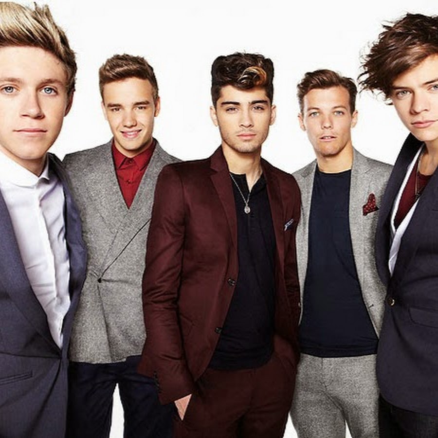 Группа one direction 2022. Интервью 1d 2013. One d time. Ван дирекшен в полный рост. One direction отель.
