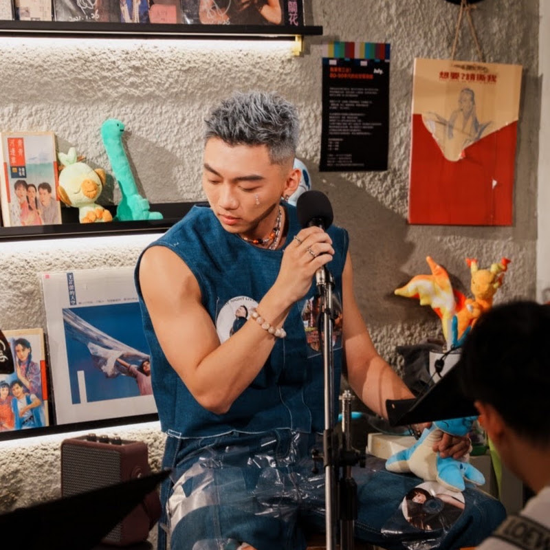 Obaz Chen - 網紅的藏寶箱 