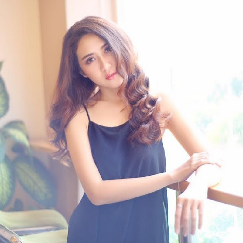 Tokki Nguyen - 網紅的藏寶箱 