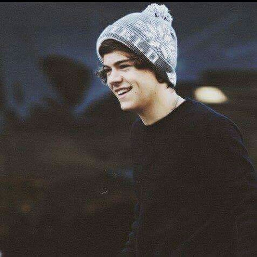 Who is beautiful. R m drake. Never mind meme. True love can be beautiful. The person who makes the pinterestmistake.