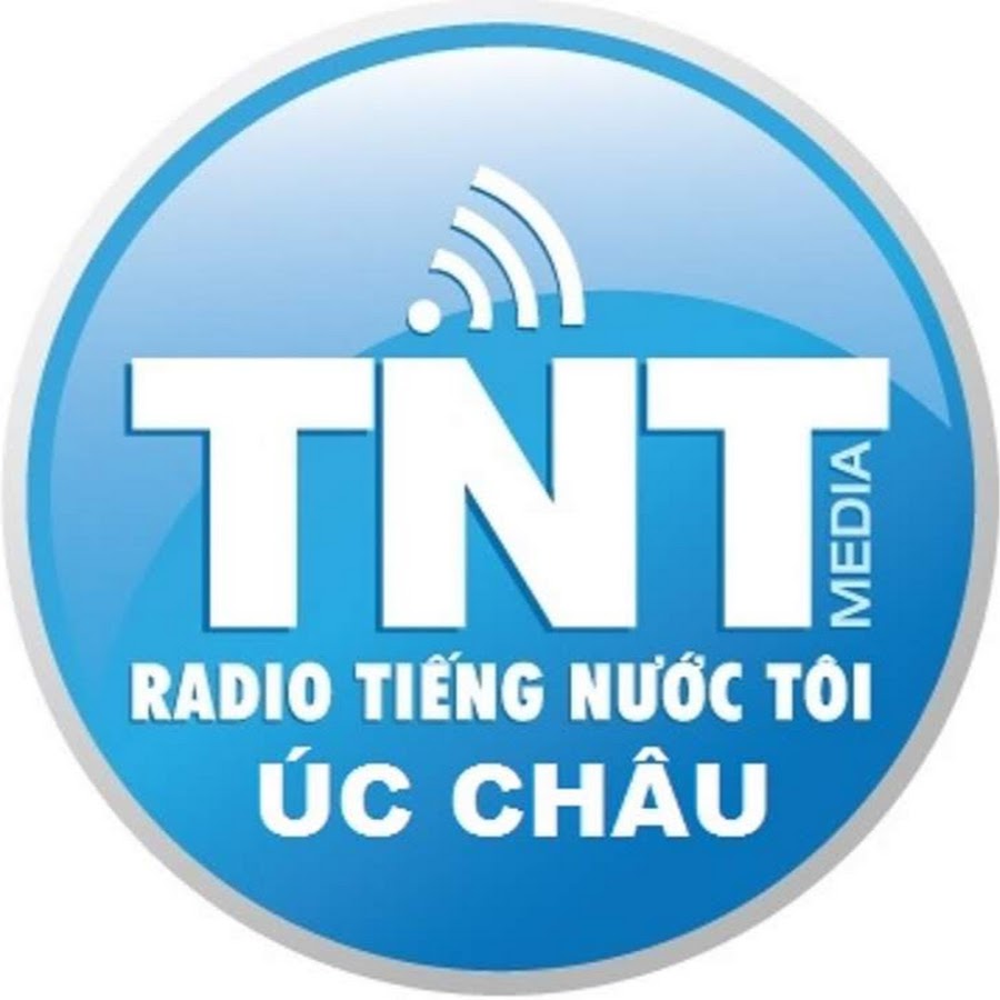 Тнт прямой эфир радио. TNT радио. ТНТ Медиа. ТНТ радио волна. ТНТ лого.