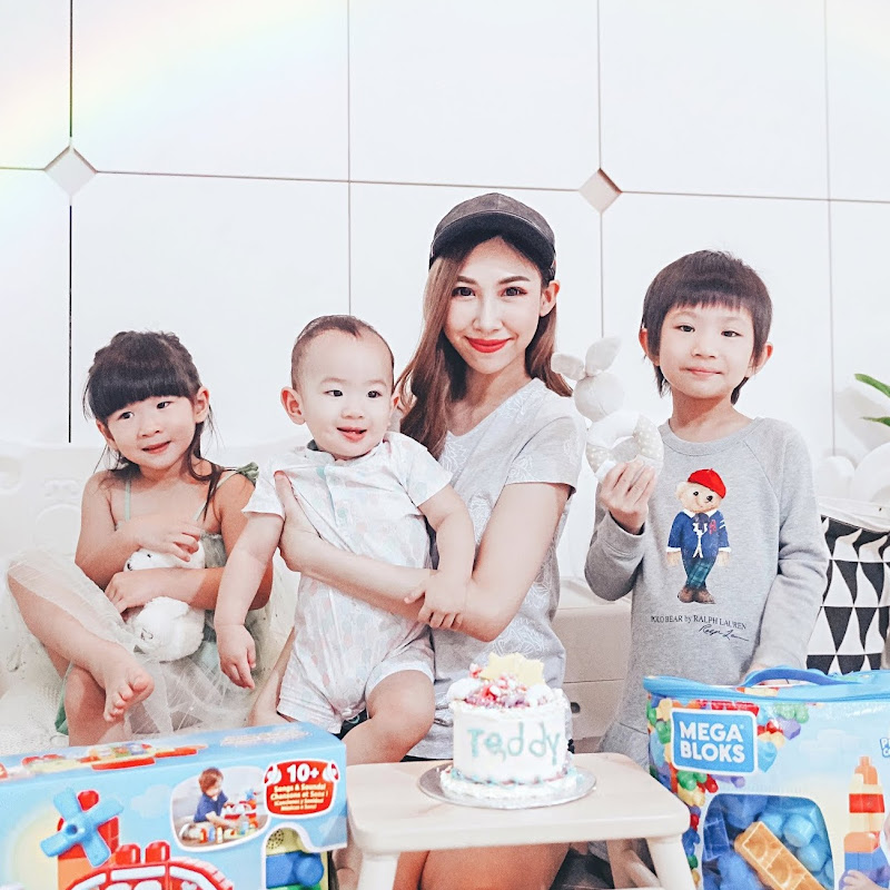 Audrey Tan - 網紅的藏寶箱 